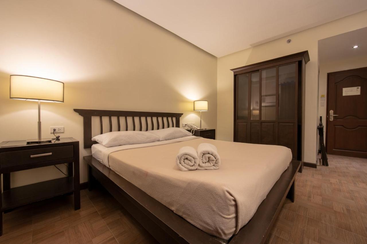 Rosvenil Hotel Tacloban Bagian luar foto